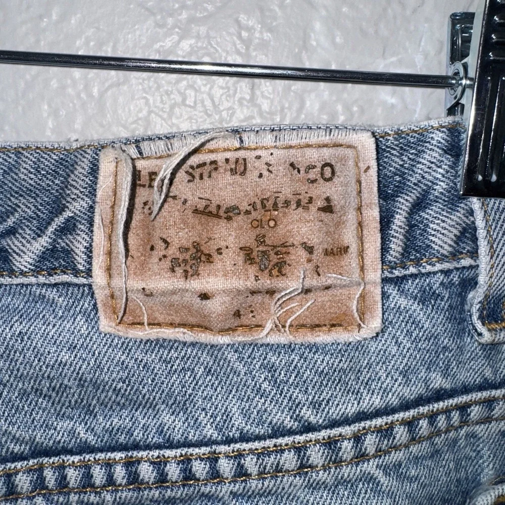 Vintage Levis Jeans Mens 38x29 (Fits 36x29) Blue Denim 540 Relaxed Fit 90s 1995